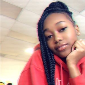 Meet your Posher, Gabrielle